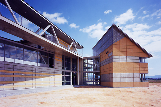 滋賀住宅施工事例｜滋賀県立大学　工学部