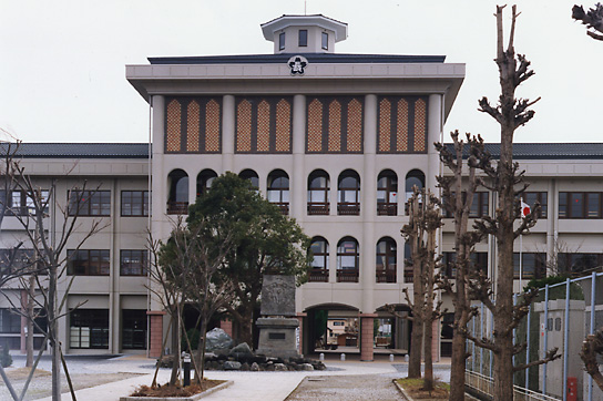 滋賀住宅施工事例｜長浜市立長浜小学校