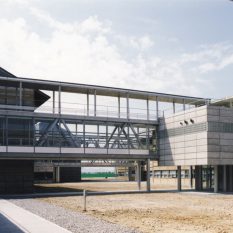 滋賀住宅施工事例｜滋賀県立大学　工学部